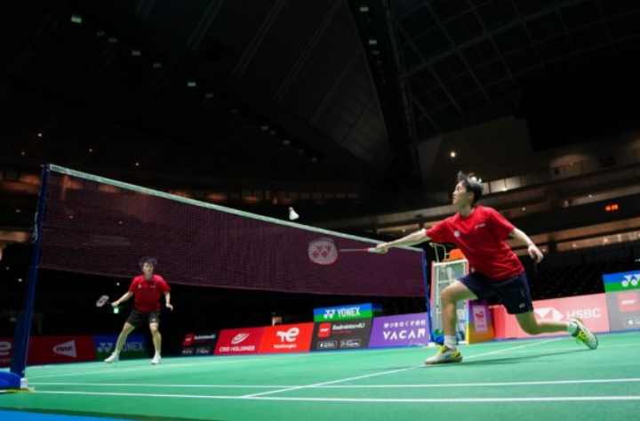 他们一年为 他们一年为