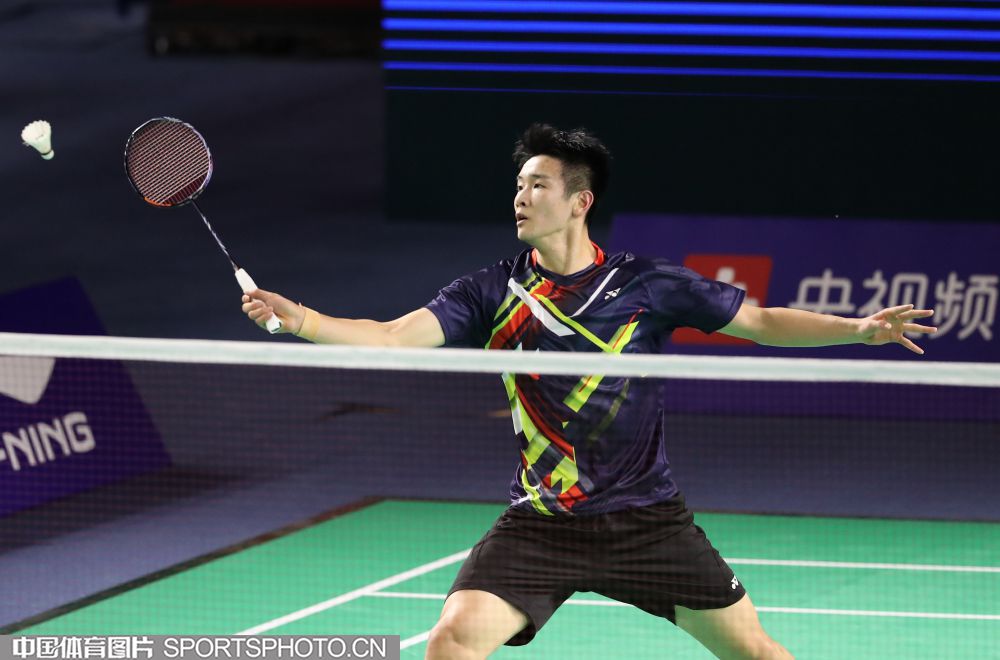 了这位年轻 了这位年轻